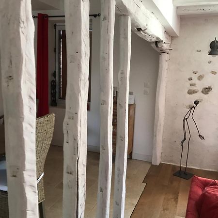 Appartamento Chez Leo Marboue Esterno foto
